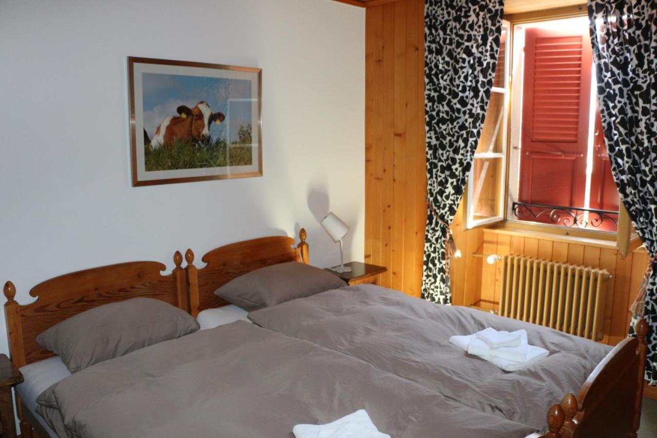 Auberge De L'Ange Albeuve Kültér fotó