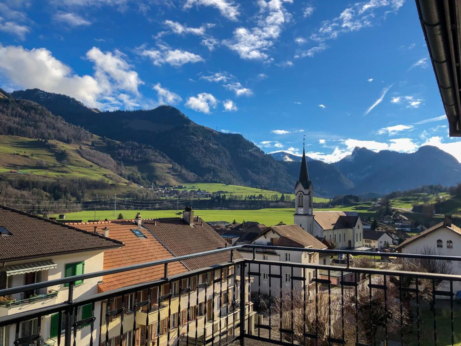 Auberge De L'Ange Albeuve Kültér fotó