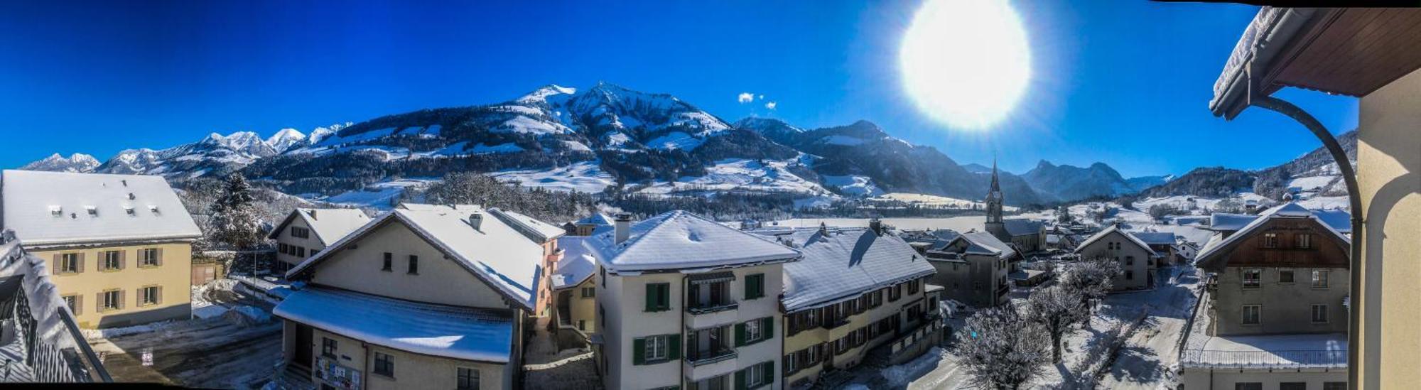 Auberge De L'Ange Albeuve Kültér fotó